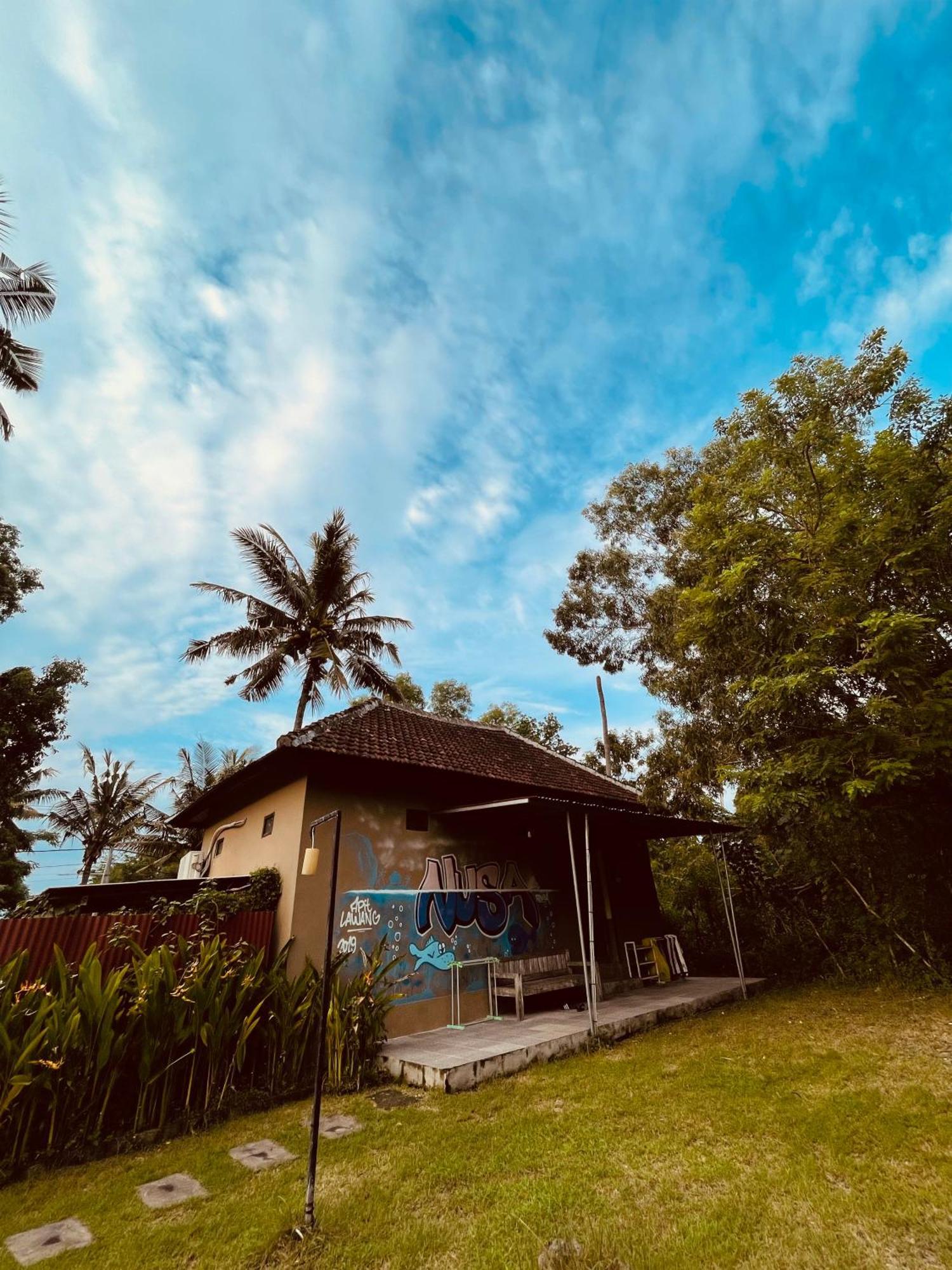 Pedidi Penida Hostel Batununggul Exterior foto
